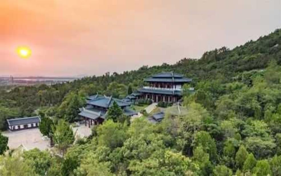 青岛故事,还是繁华的琅琊台
