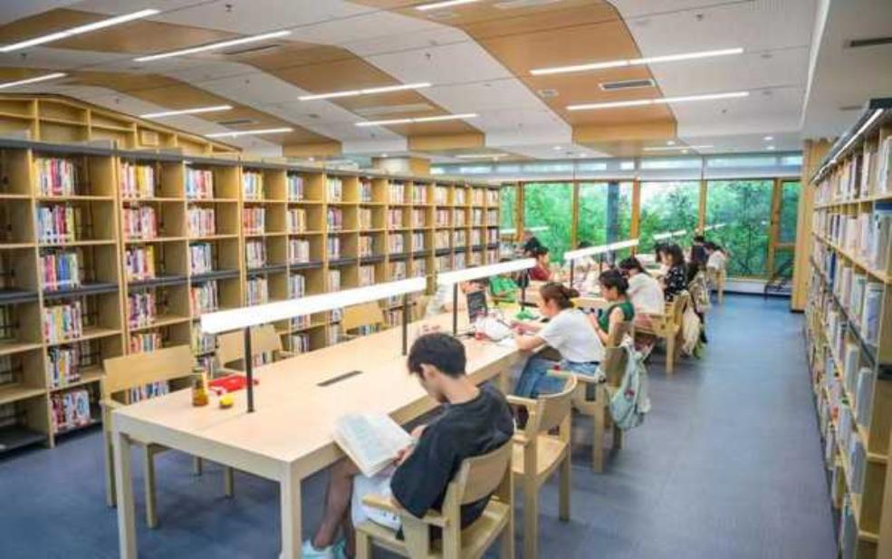  重庆市图书馆,里面有哪些值得一看的书 