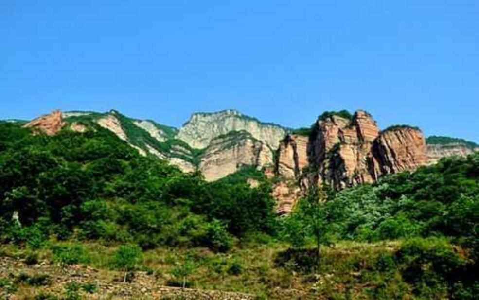 嶂石岩门票多少钱:包含观光车吗?