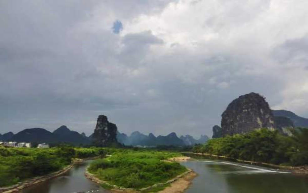 桂林阳朔天气,会不会很闷热