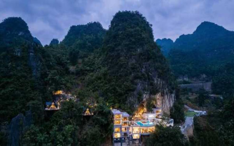 万峰湖旅游攻略:住宿推荐哪家?