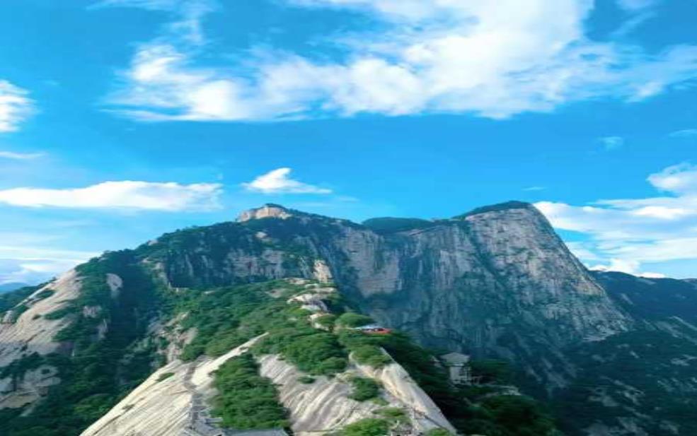 华山山顶温度,需要带厚衣服吗 