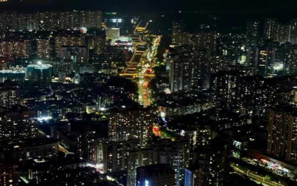 东升岛:能看到深圳的灯火吗?