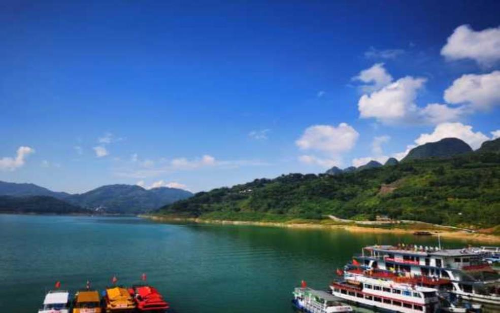 万峰湖旅游攻略,怎么坐船游玩