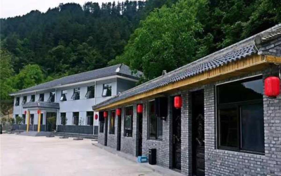 黄柏塬旅游住宿攻略,小镇民宿还是农家乐