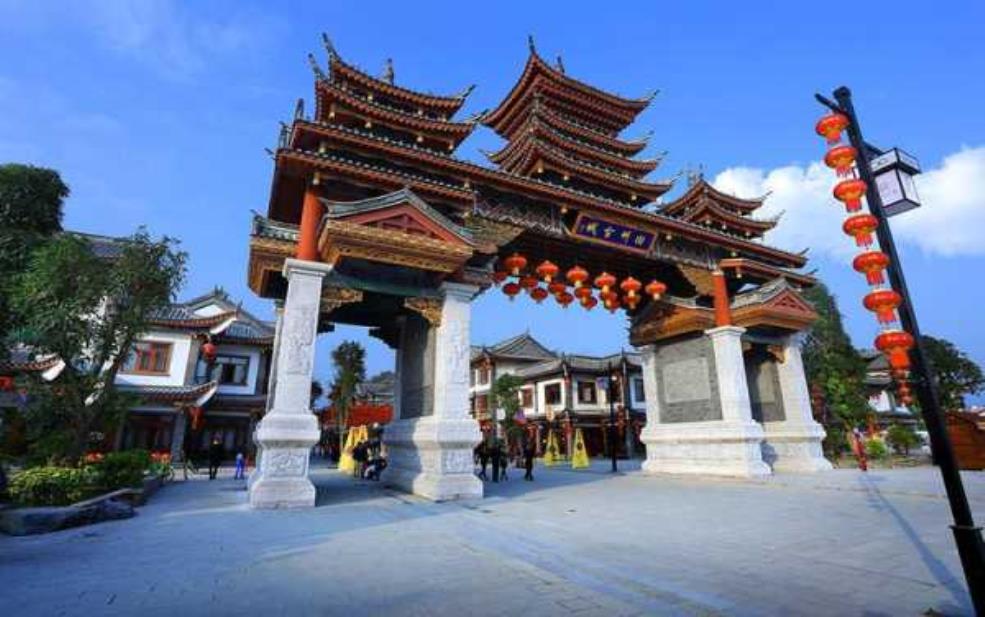 东田阳:附近有什么景点?