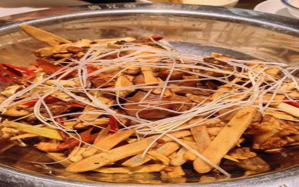 弓虽昌焖烧鸡, 如何制作美味的家常版?