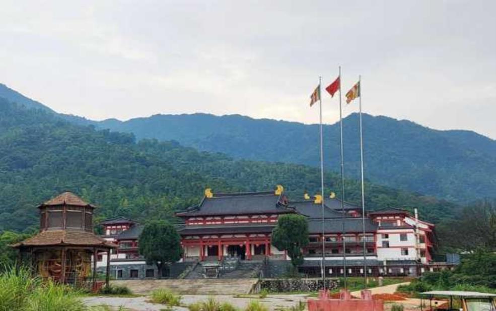  九峰禅寺，探索心灵宁静的圣地 