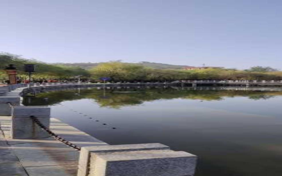 华亭湖旅游攻略, 探索湖畔的美丽景点