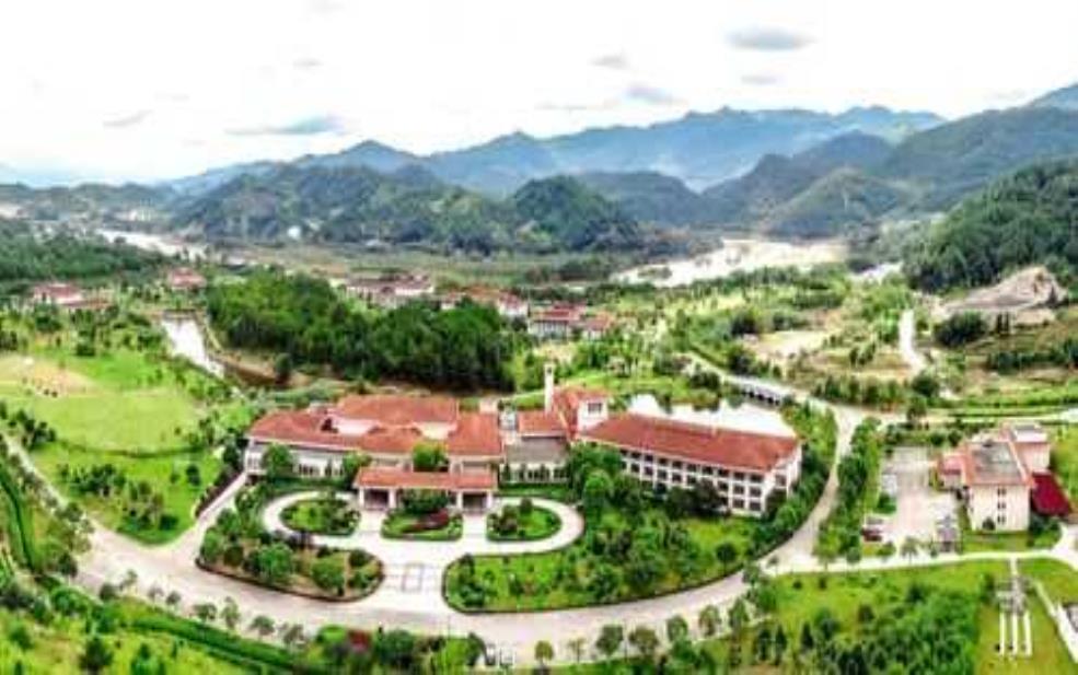  武夷山庄, 理想的度假胜地吗？ 