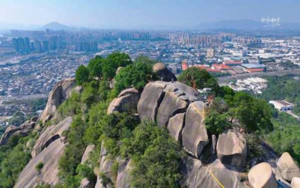云洞岩风景区, 探秘自然的绝美奇观