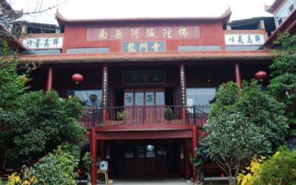  龙堂寺士门, 如何探索这座古寺的魅力？ 