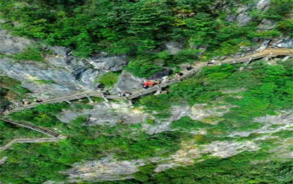 九皇山在哪里, 游览这座神秘山脉的最佳攻略