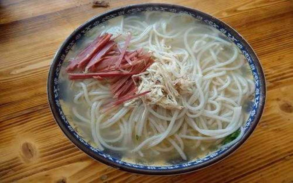  鸡火丝，如何制作美味的家常菜？ 