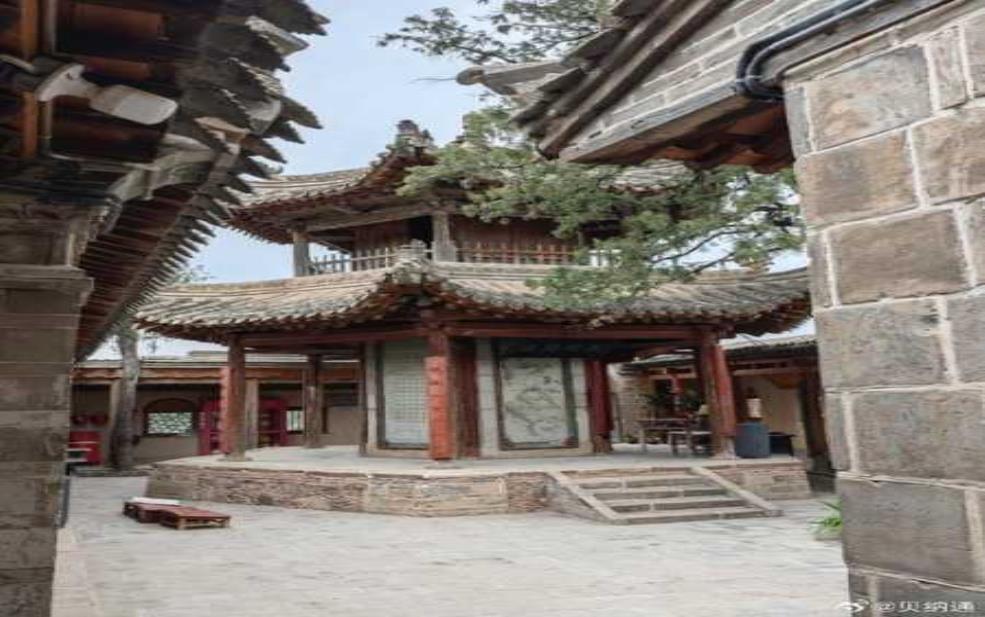  大象山石窟：探寻历史遗迹的魅力所在 