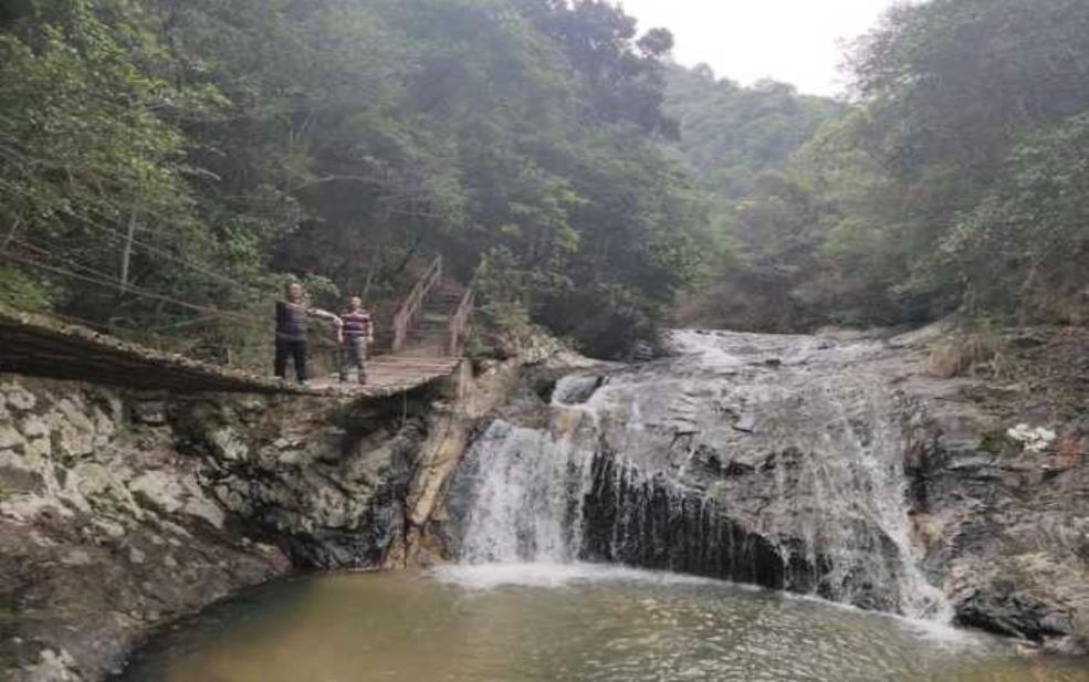  宝莲山，探秘自然与文化的完美结合 