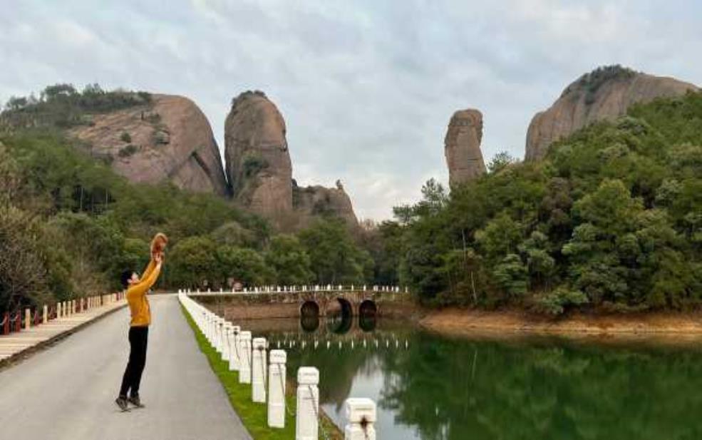  龟峰旅游, 探索自然奇观与文化魅力 