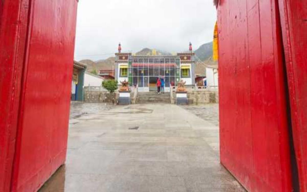  都兰寺门票，如何获取和预订？ 
