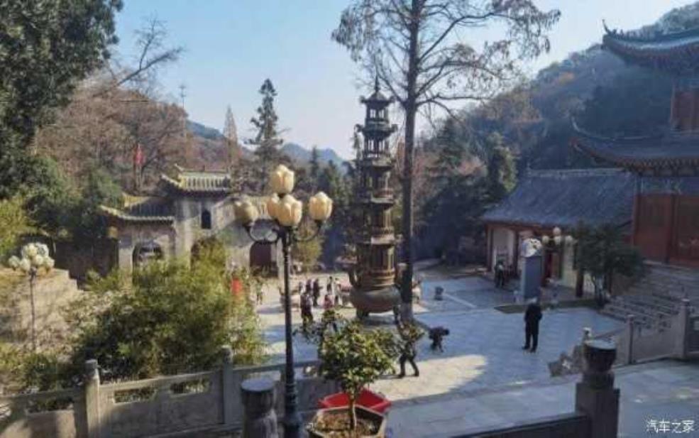 罗定灵山寺, 探寻宁静的灵修之地