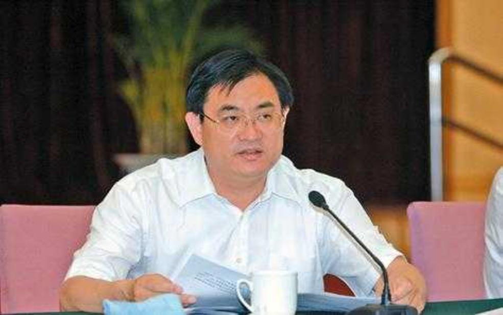  胡富国简历, 他的成就与职业发展解析 