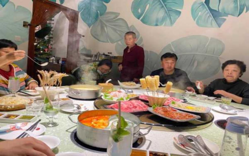 梅府家宴_如何打造完美家庭聚餐体验