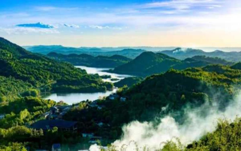 铜梁山_揭开神秘自然风光的面纱