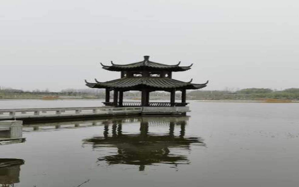 游游亭_探寻湖边的宁静之境