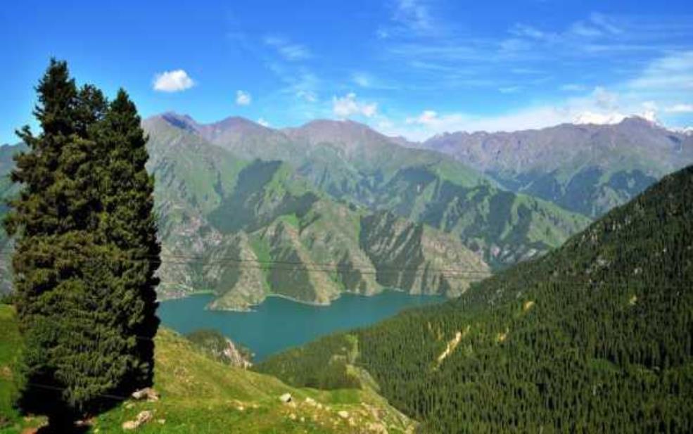  马达山_探索自然之美与秘境 