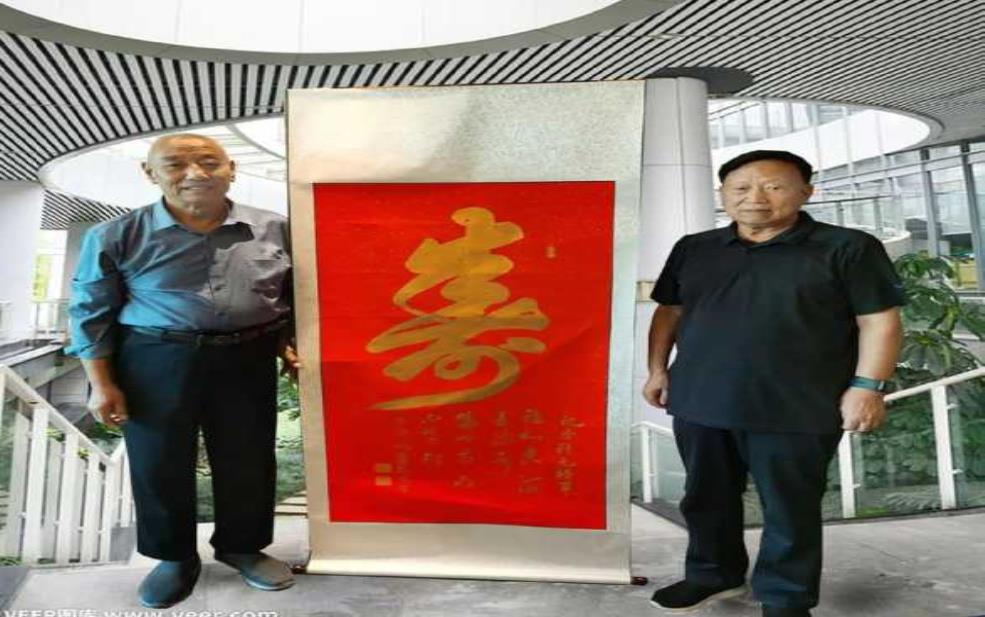辛荣国_他的故事与成就揭秘