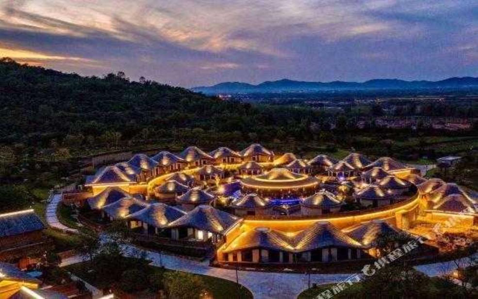 日照华美酒店_舒适入住与周边景点推荐