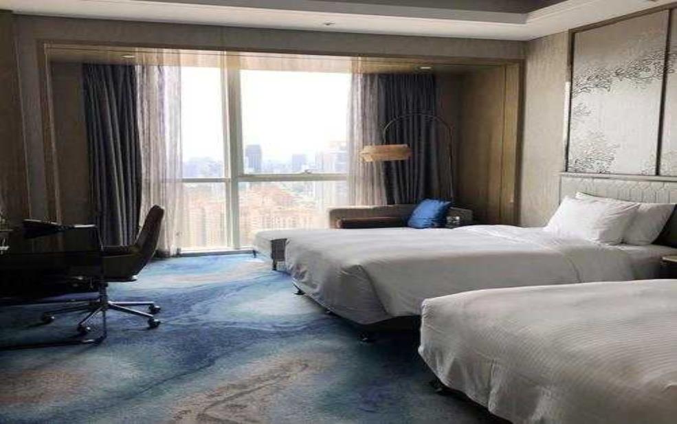  烟台万华宾馆_特色服务与住宿体验揭秘 