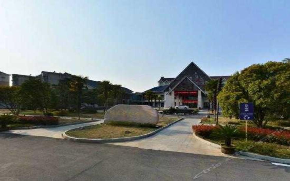  黄山曙光云松大酒店_为您提供绝佳住宿体验 